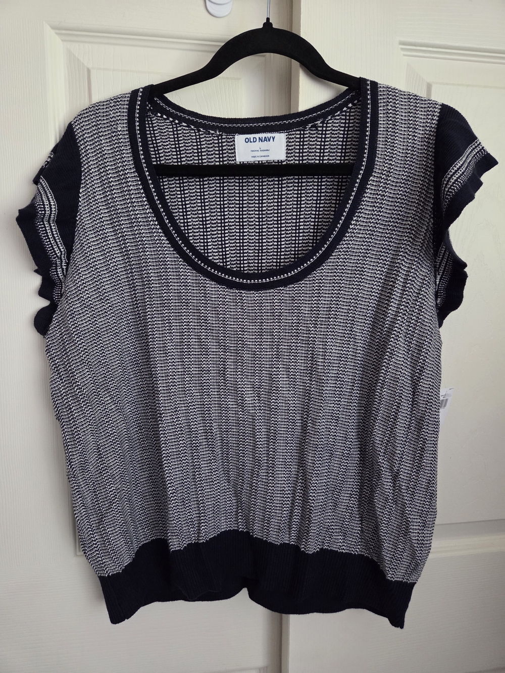 Old Navy White & Navy Blue Knit Scoop Neck Top